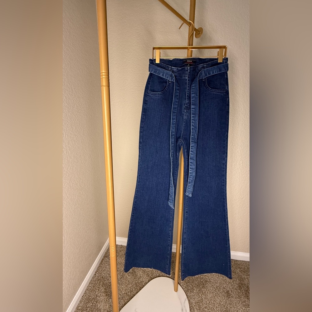 Elegant Navy Flare Jeans